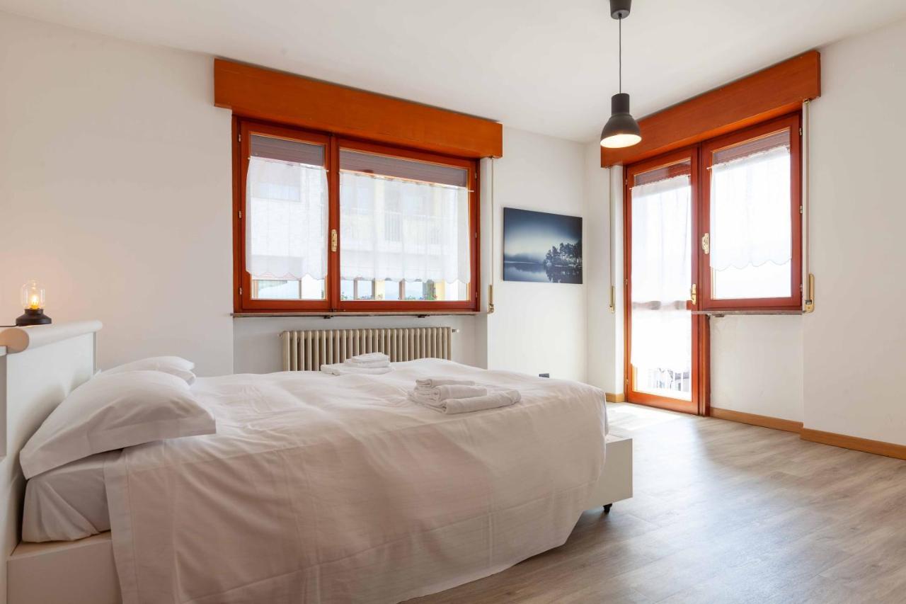 Attico Panoramico In Centro - Civetta Apartment Belluno Luaran gambar